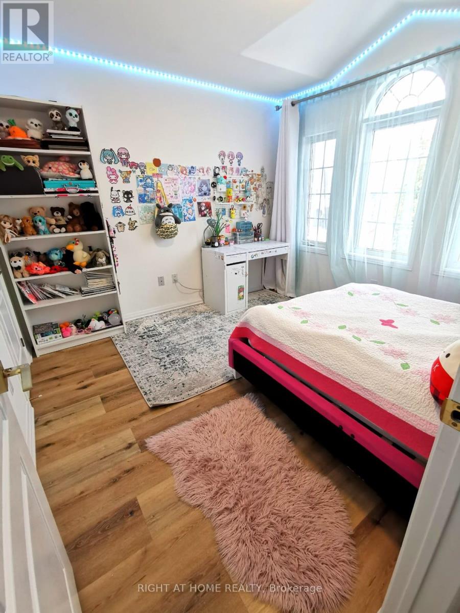 32 Eddington Place, Vaughan, Ontario  L6A 3P6 - Photo 16 - N12537558