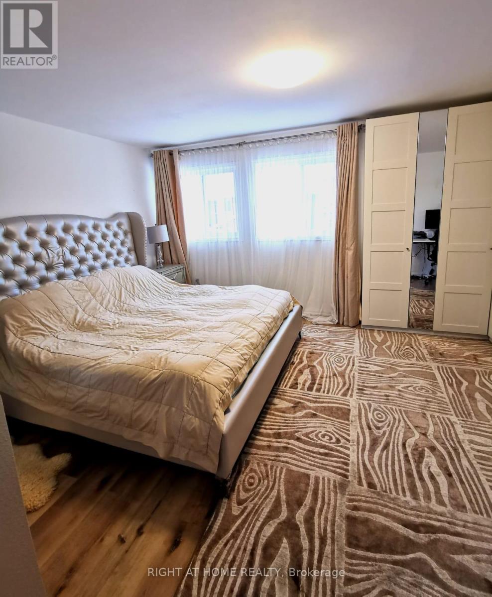 32 Eddington Place, Vaughan, Ontario  L6A 3P6 - Photo 21 - N12537558