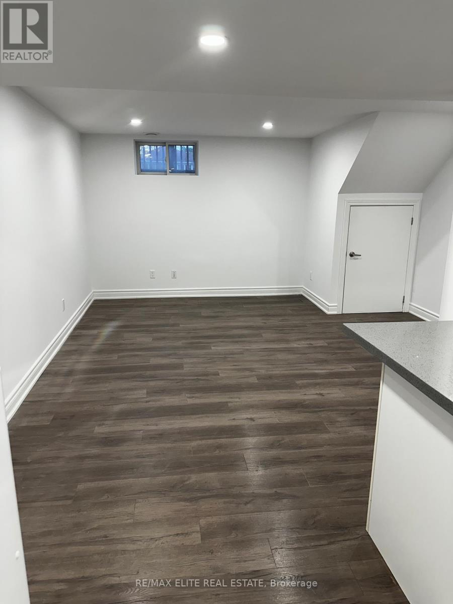 77 FOREHT CRESCENT, Aurora, Ontario