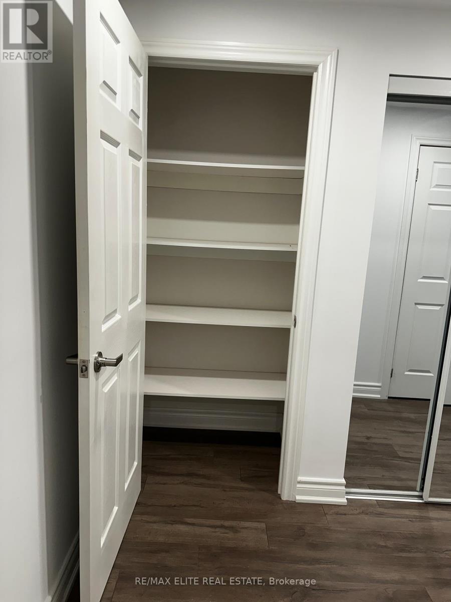 77 Foreht Crescent, Aurora, Ontario  L4G 3E9 - Photo 4 - N12537560