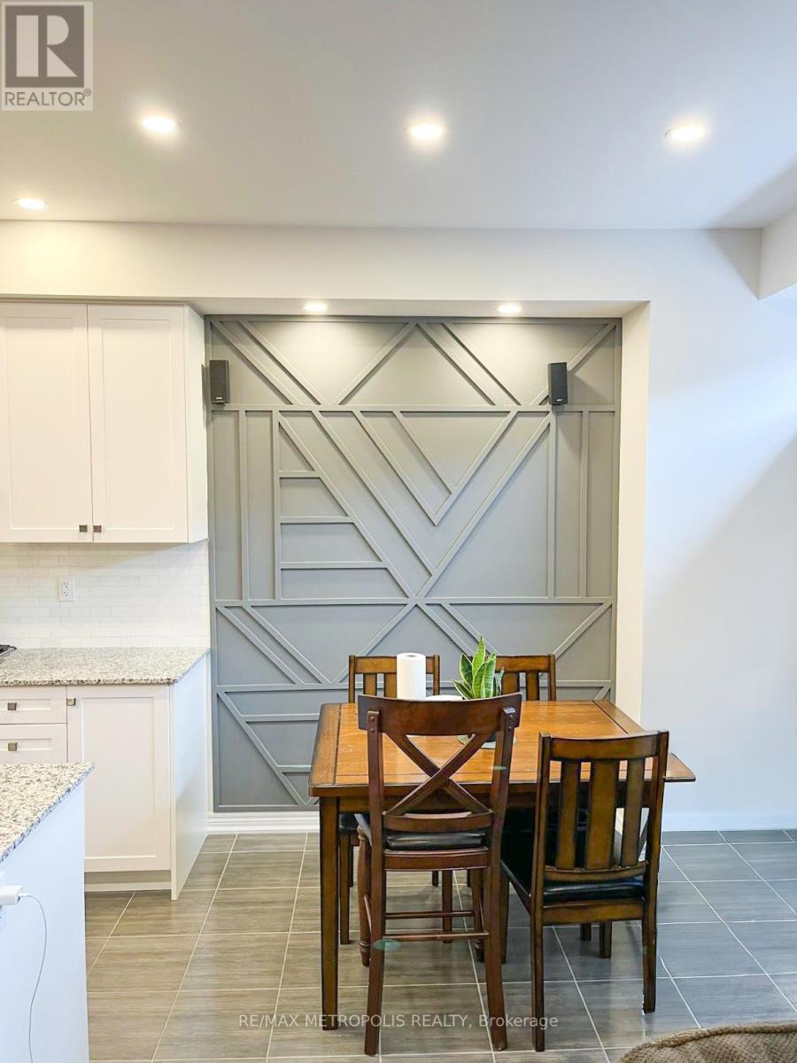 565 Barons Street, Vaughan, Ontario  L4H 5C3 - Photo 9 - N12537726