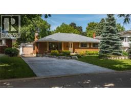 75 PUSEY Boulevard, Brantford, Ontario