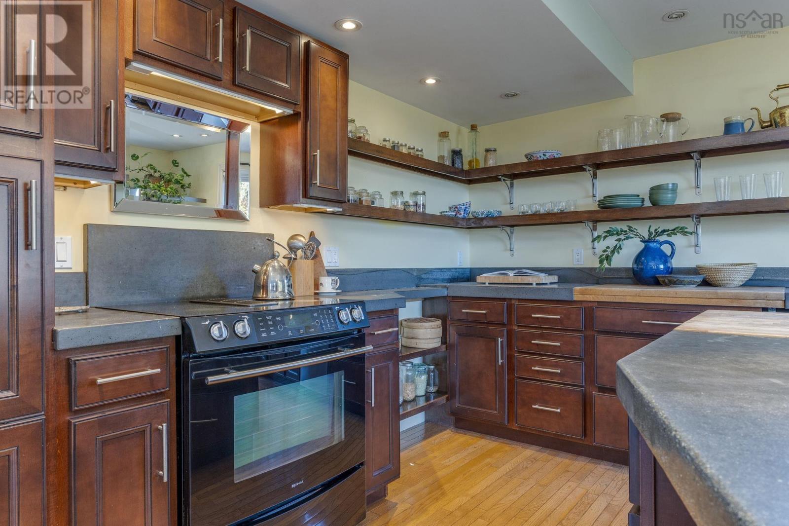 698 Ketch Harbour Road, Portuguese Cove, Nova Scotia  B3V 1K2 - Photo 9 - 202527614