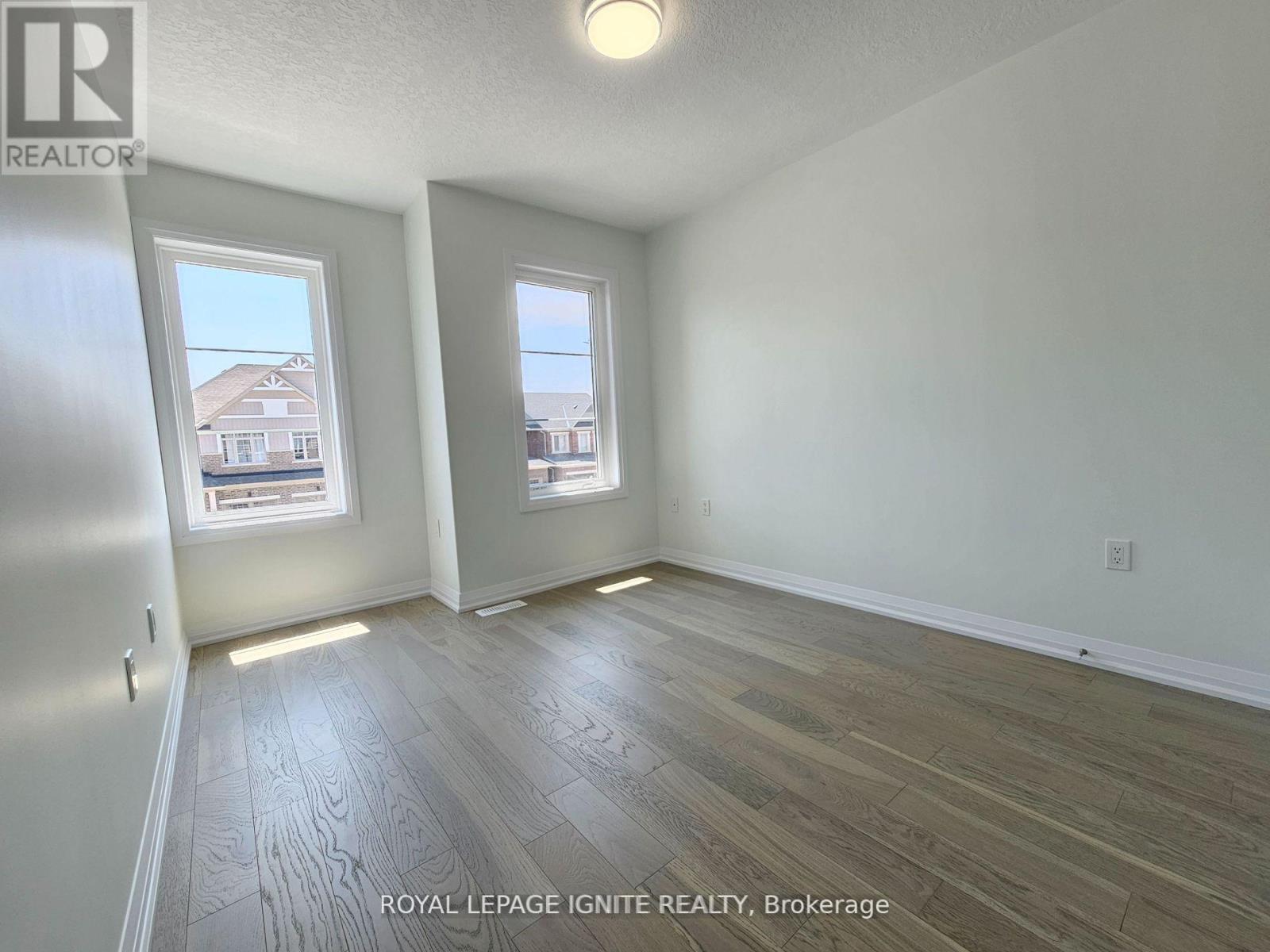 61 Copperhill Heights, Barrie, Ontario  L9J 0K6 - Photo 10 - S12537550