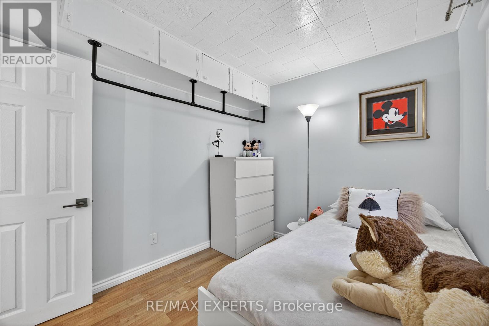 48 Sunnidale Road S, Wasaga Beach, Ontario  L9Z 2M5 - Photo 18 - S12537636