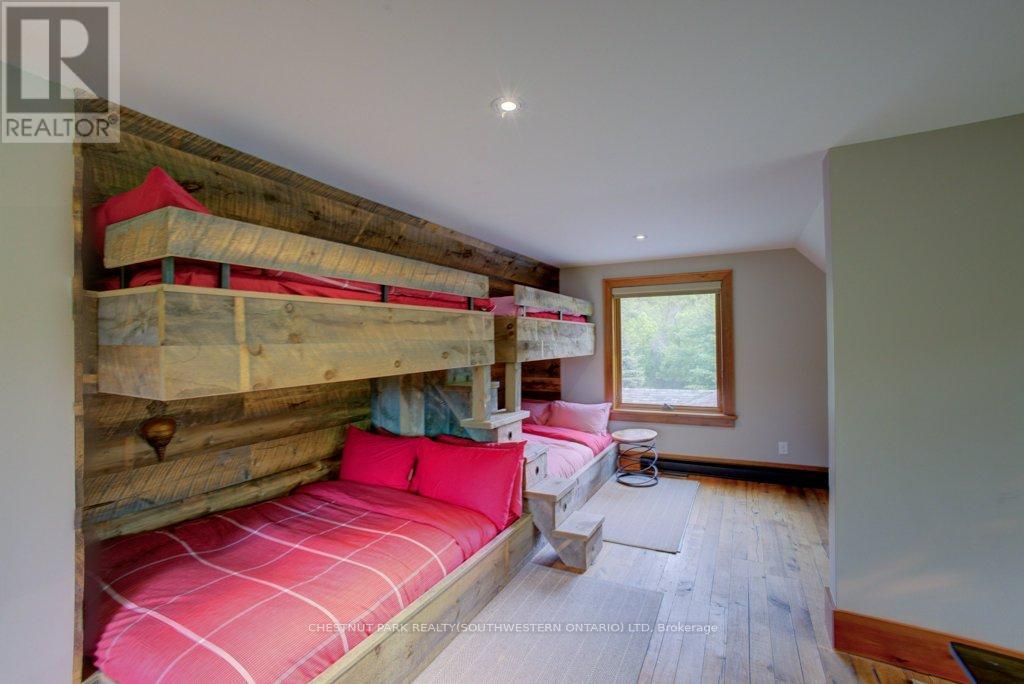 8429 Poplar Side Road, Clearview, Ontario  L9Y 3Y9 - Photo 30 - S12537646