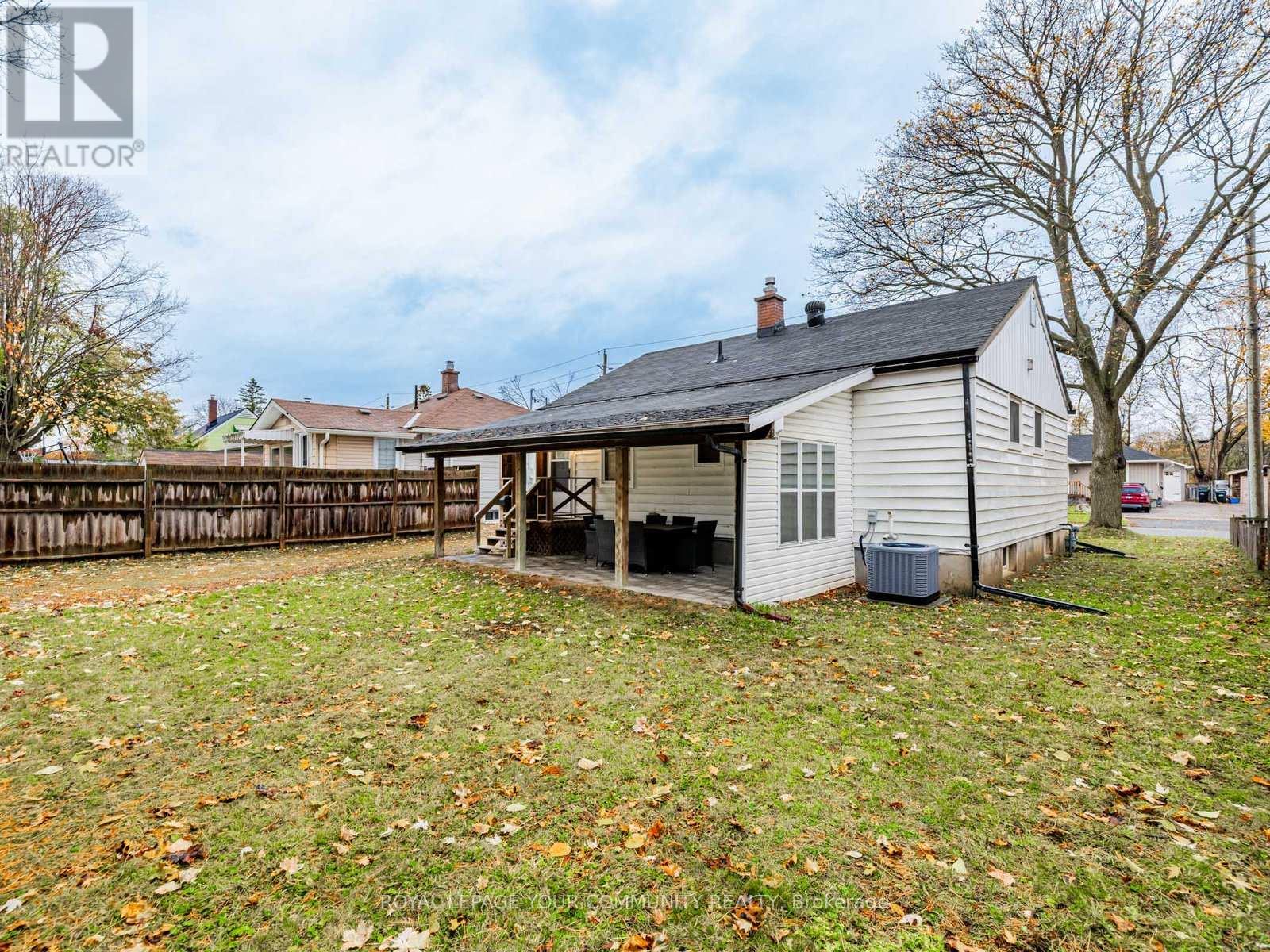 6 Newton Street, Barrie, Ontario L4M 3N3 - Photo 15 - S12532080