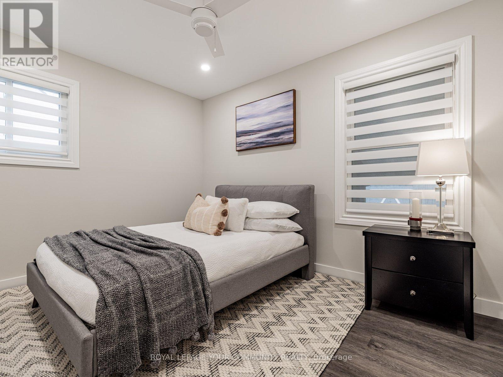 6 Newton Street, Barrie, Ontario L4M 3N3 - Photo 12 - S12532080