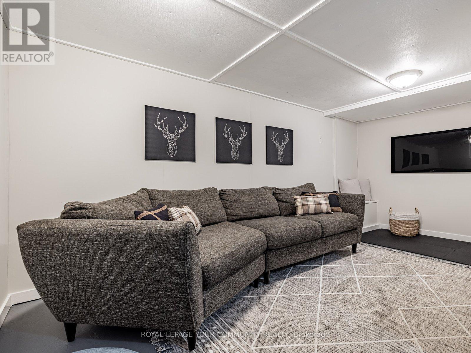 6 Newton Street, Barrie, Ontario L4M 3N3 - Photo 14 - S12532080