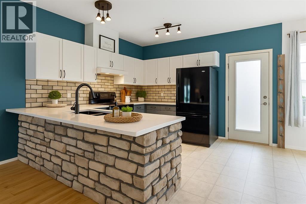 106, 2006 Luxstone Boulevard, Airdrie, Alberta  T4B 3C4 - Photo 3 - A2264104