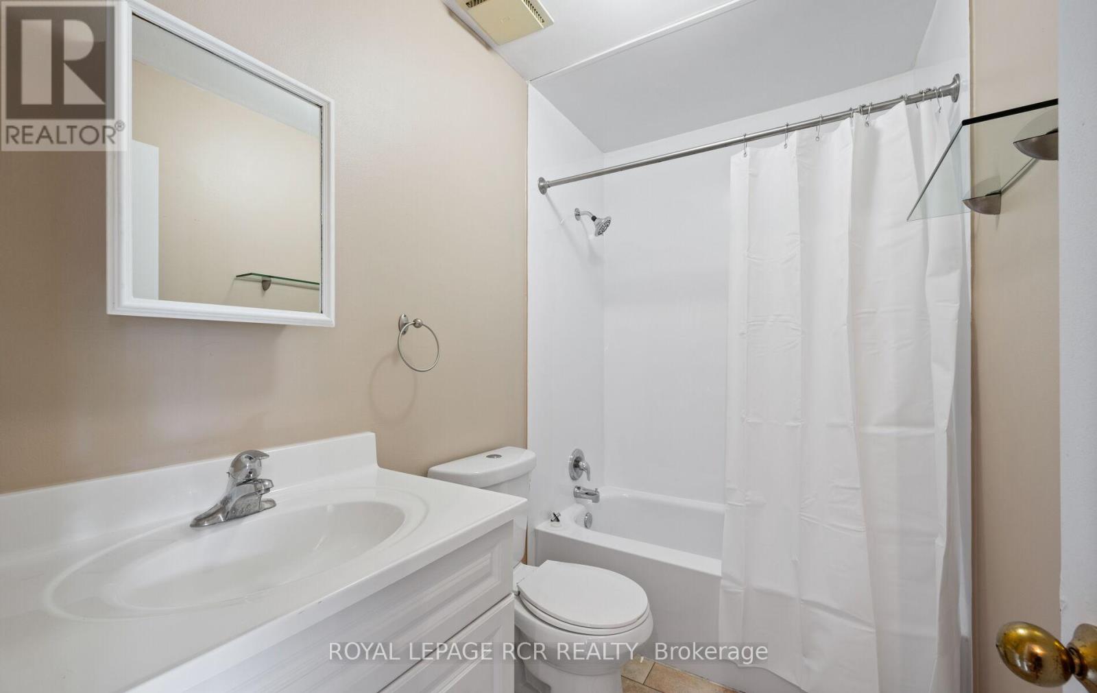 12 - 4 Cedar Drive, Orangeville, Ontario L9W 2X6 - Photo 29 - W12267737