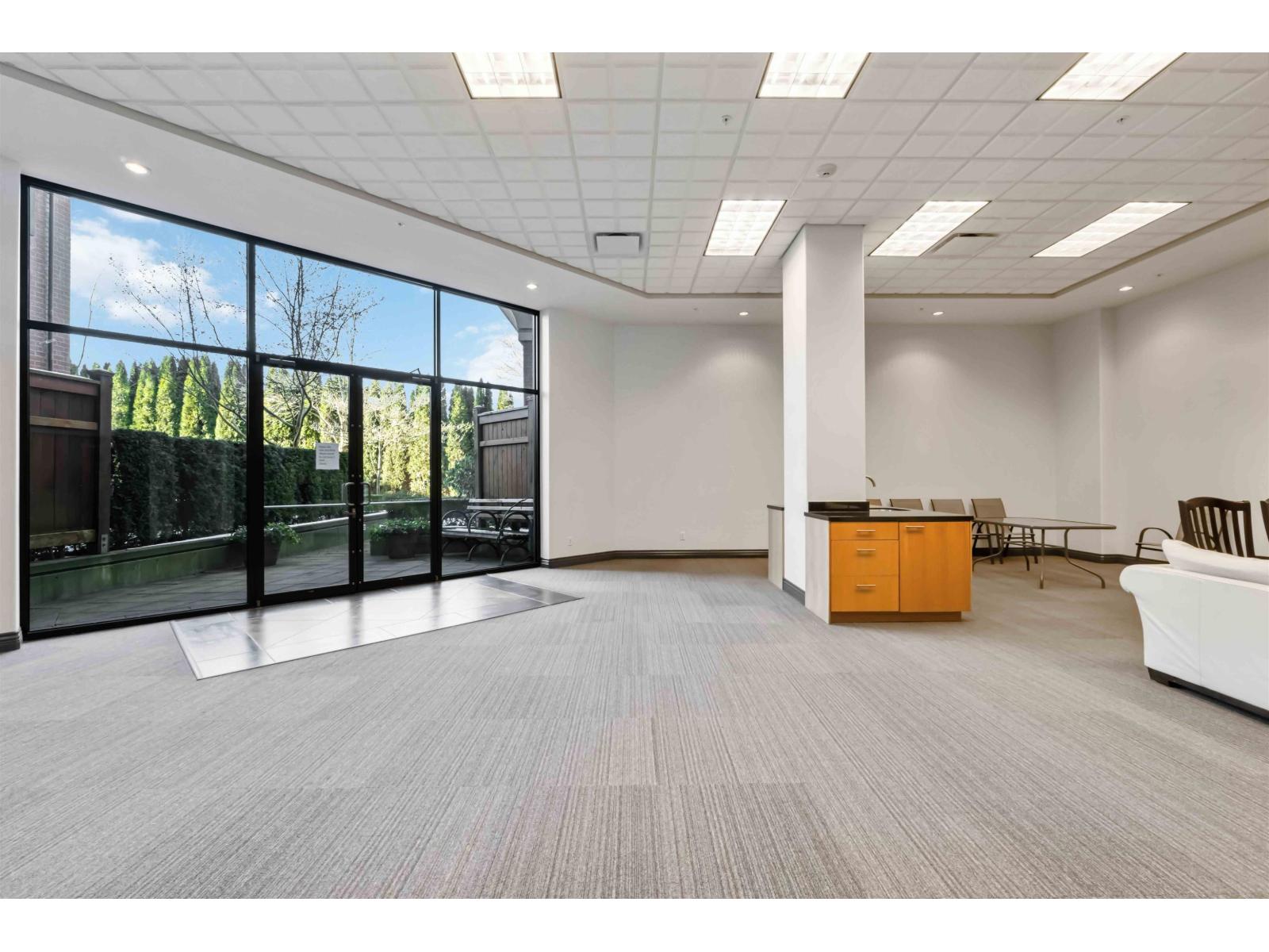 421 2970 King George Boulevard, Surrey, British Columbia  V4P 0E6 - Photo 32 - R3066349