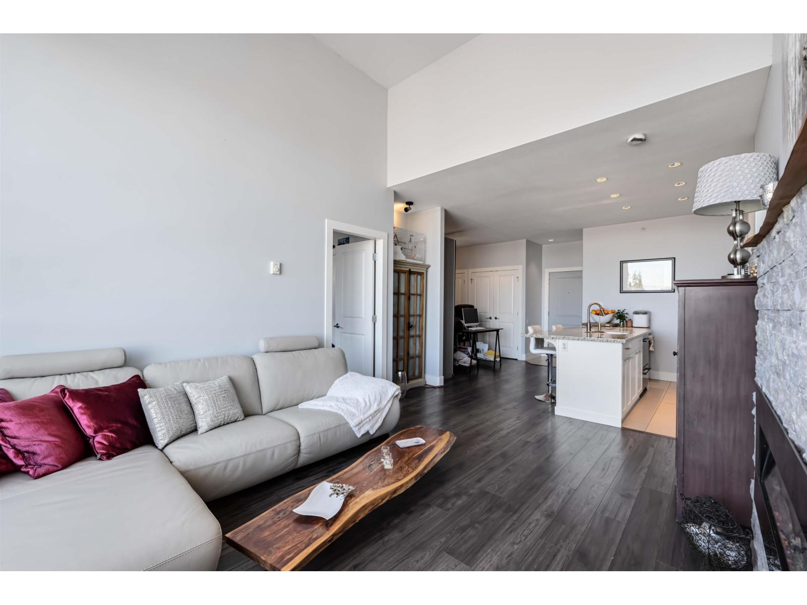 421 2970 King George Boulevard, Surrey, British Columbia  V4P 0E6 - Photo 12 - R3066349