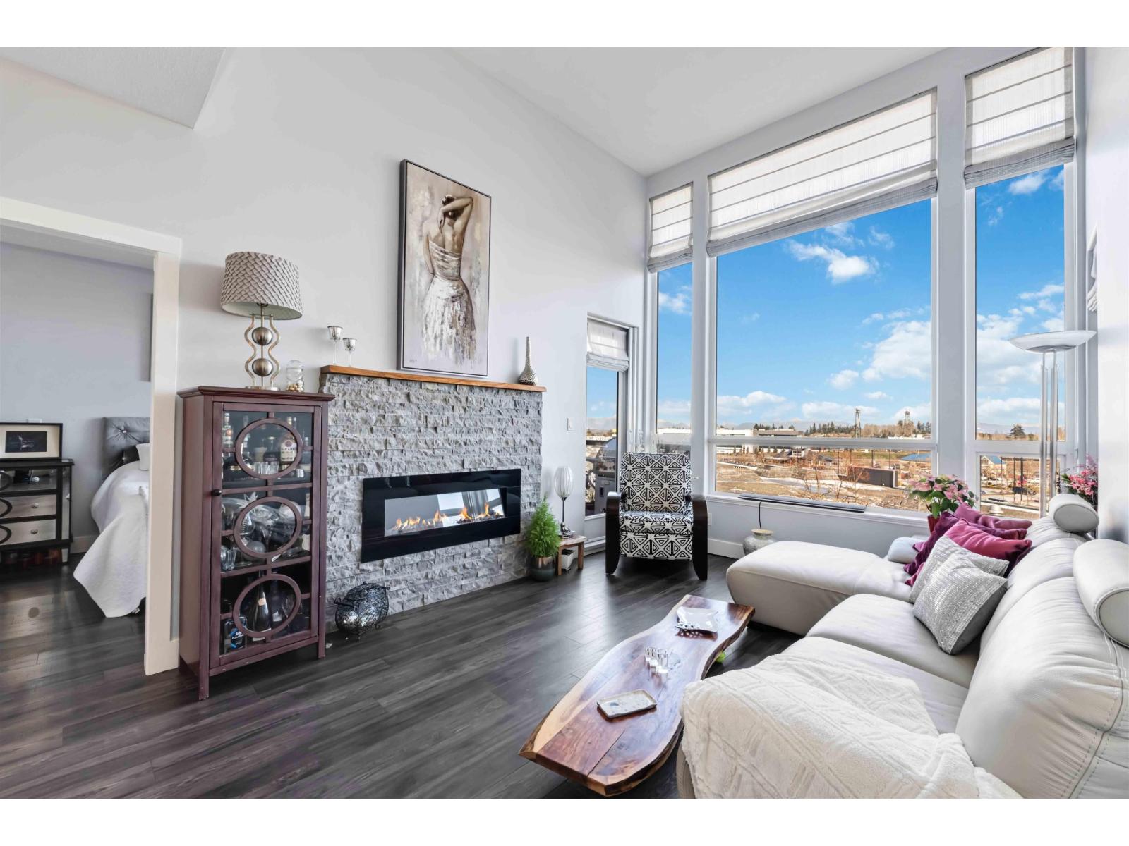 421 2970 King George Boulevard, Surrey, British Columbia  V4P 0E6 - Photo 9 - R3066349