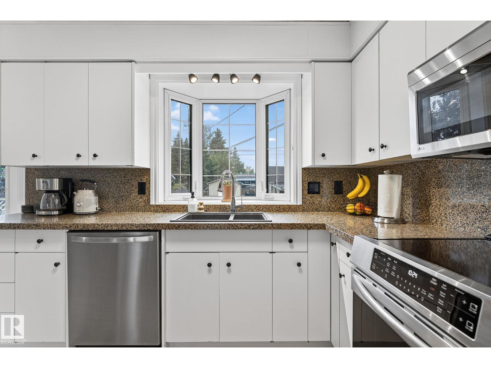 11006 154 St Nw, Edmonton, Alberta  T5P 2K1 - Photo 22 - E4465462