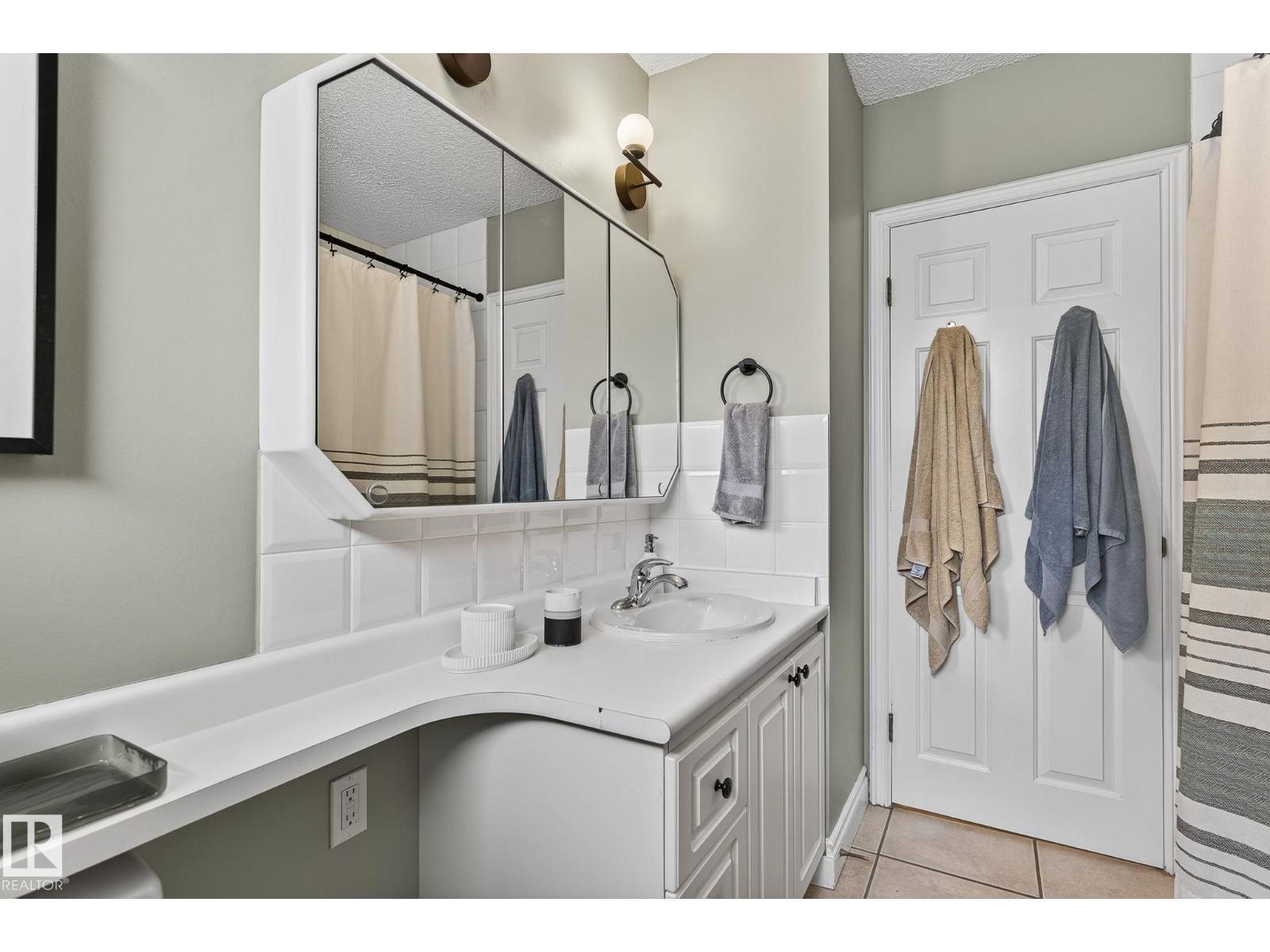 11006 154 St Nw, Edmonton, Alberta  T5P 2K1 - Photo 28 - E4465462