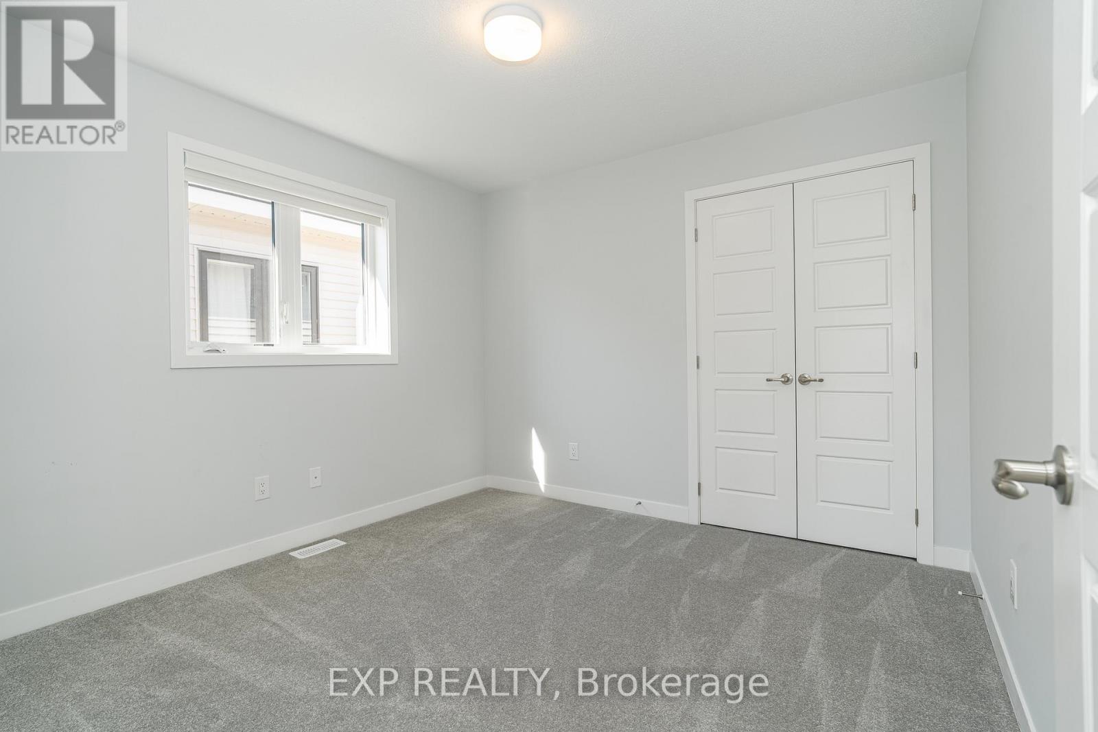 770 Derreen Avenue, Ottawa, Ontario  K2S 2Z1 - Photo 20 - X12537856