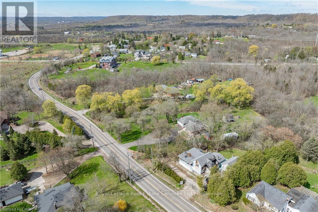 701 York Road, Hamilton, Ontario L9H 5W9 - Photo 2 - X12537794