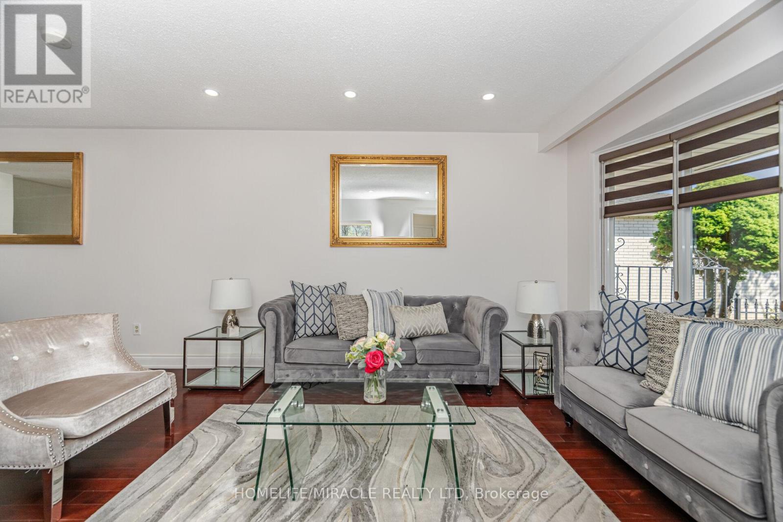 764 Eaglemount Crescent, Mississauga, Ontario  L5C 1N9 - Photo 12 - W12537472