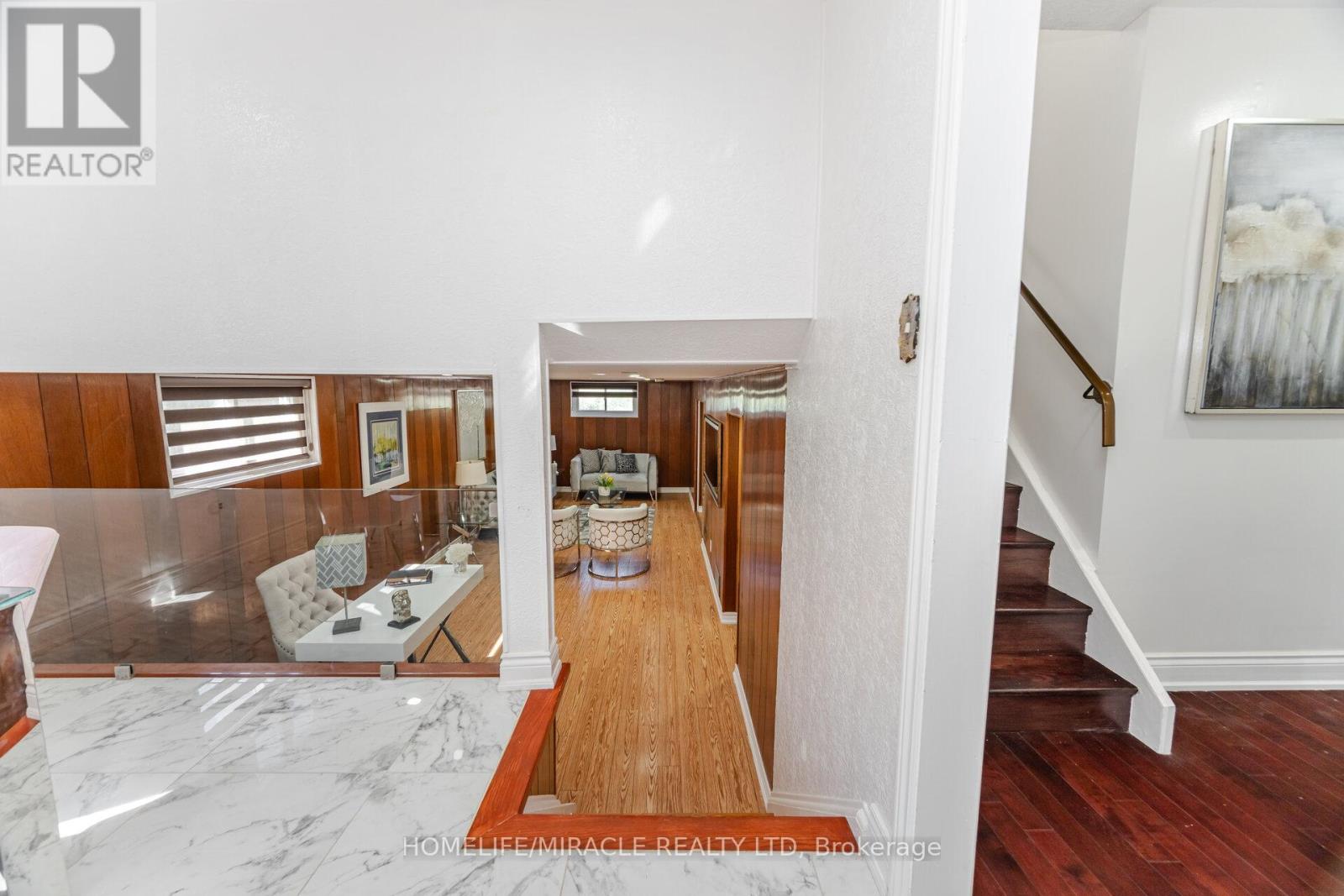 764 Eaglemount Crescent, Mississauga, Ontario  L5C 1N9 - Photo 34 - W12537472