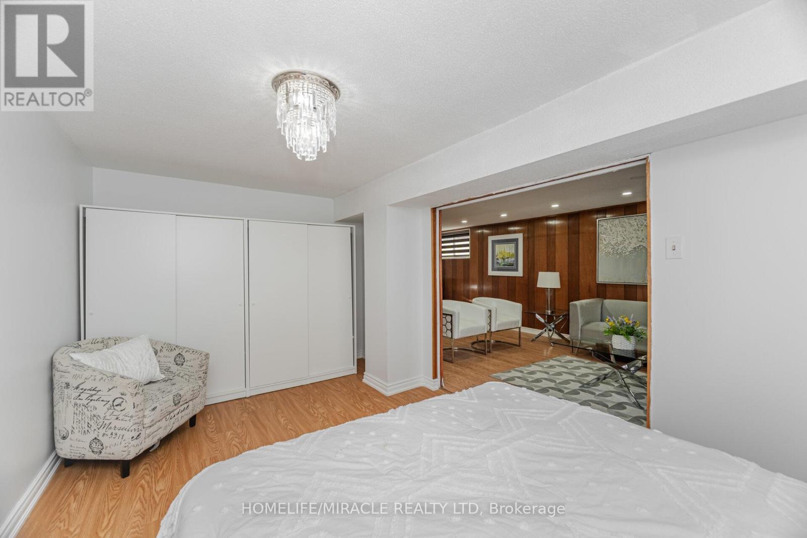 764 Eaglemount Crescent, Mississauga, Ontario  L5C 1N9 - Photo 40 - W12537472