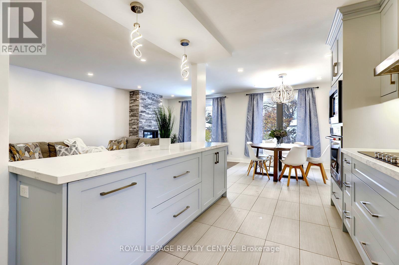 1416 Monaghan Circle, Mississauga, Ontario  L5C 1R8 - Photo 17 - W12537484