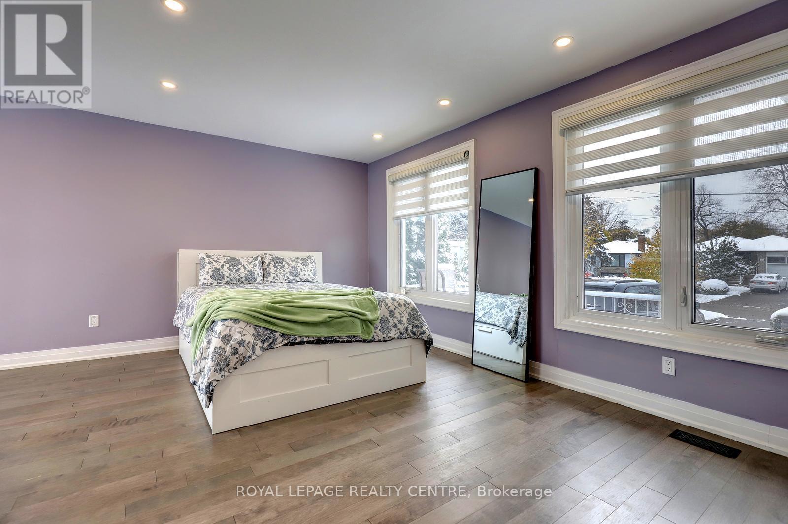 1416 Monaghan Circle, Mississauga, Ontario  L5C 1R8 - Photo 19 - W12537484