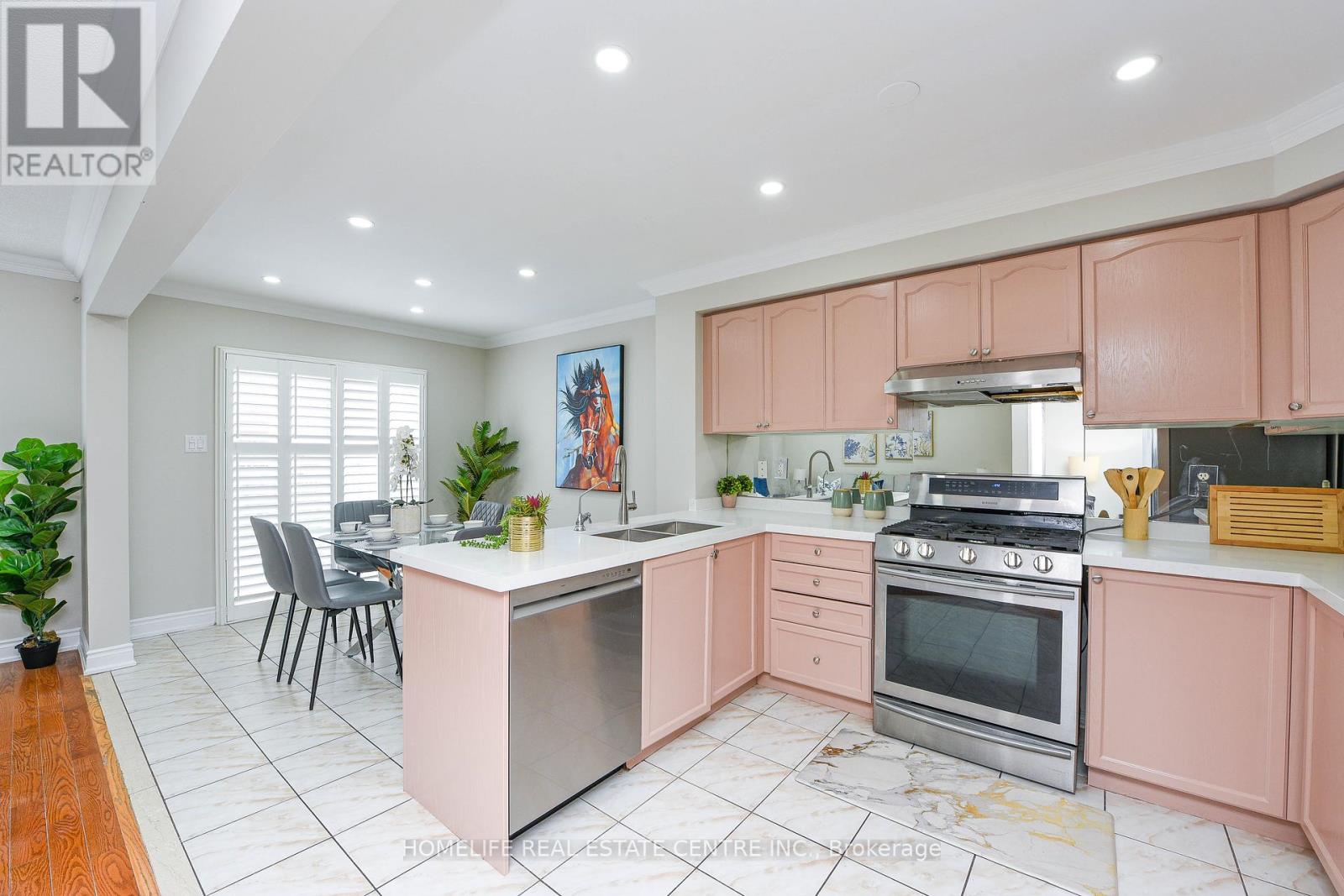 60 Ferncastle Crescent, Brampton, Ontario  L7A 3P3 - Photo 14 - W12537486