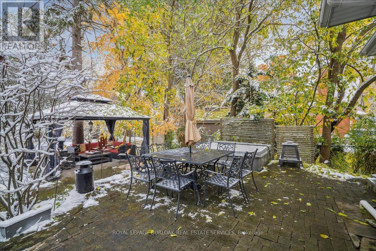 263 Hart Avenue, Burlington, Ontario  L7N 1P3 - Photo 27 - W12537490