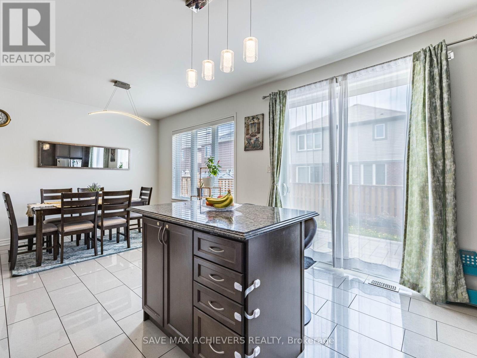 12 Emerald Coast Trail, Brampton, Ontario  L7A 5A7 - Photo 21 - W12537506