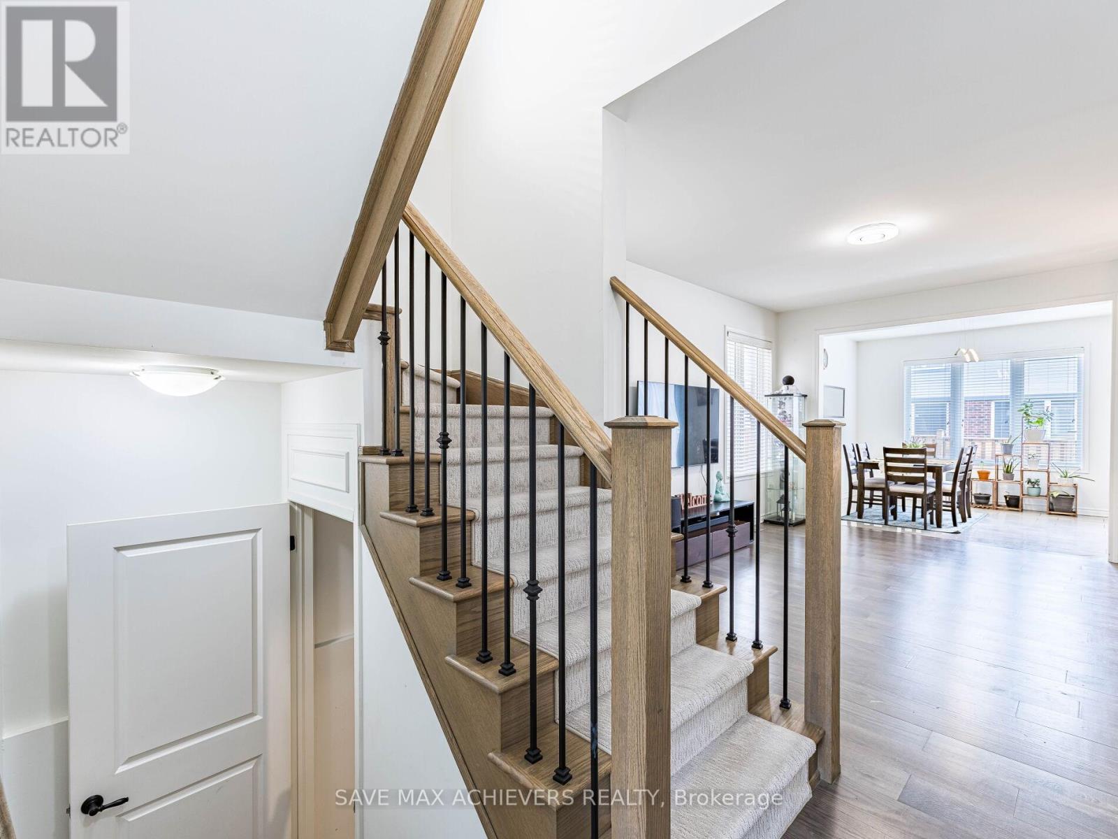 12 Emerald Coast Trail, Brampton, Ontario  L7A 5A7 - Photo 7 - W12537506