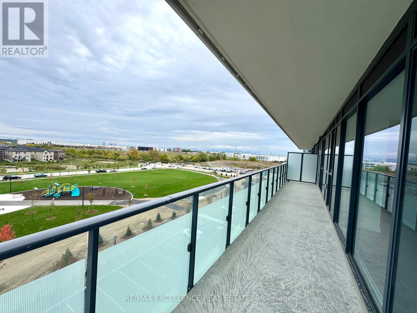 419 - 15 Skyridge Drive, Brampton, Ontario  L6P 4S3 - Photo 10 - W12537508