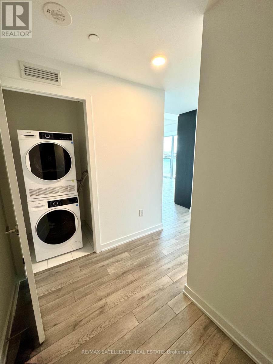 419 - 15 Skyridge Drive, Brampton, Ontario  L6P 4S3 - Photo 3 - W12537508