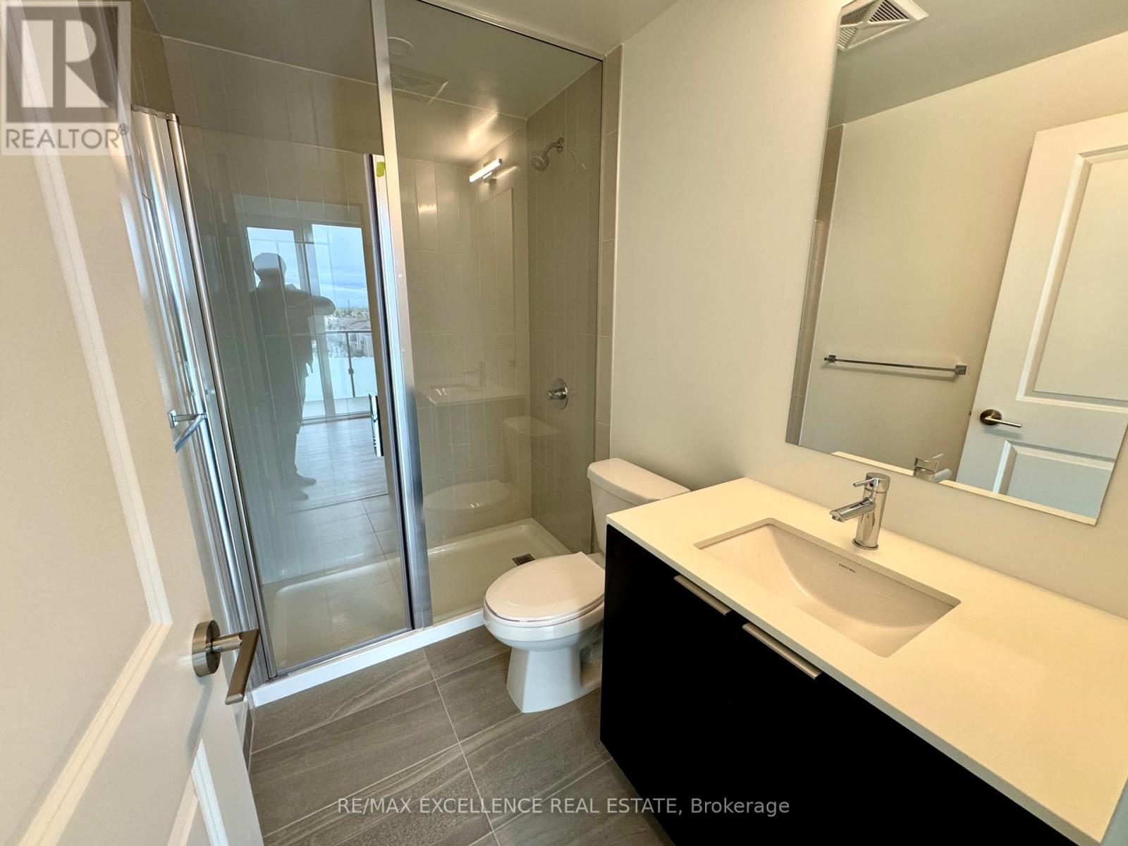 419 - 15 Skyridge Drive, Brampton, Ontario  L6P 4S3 - Photo 9 - W12537508