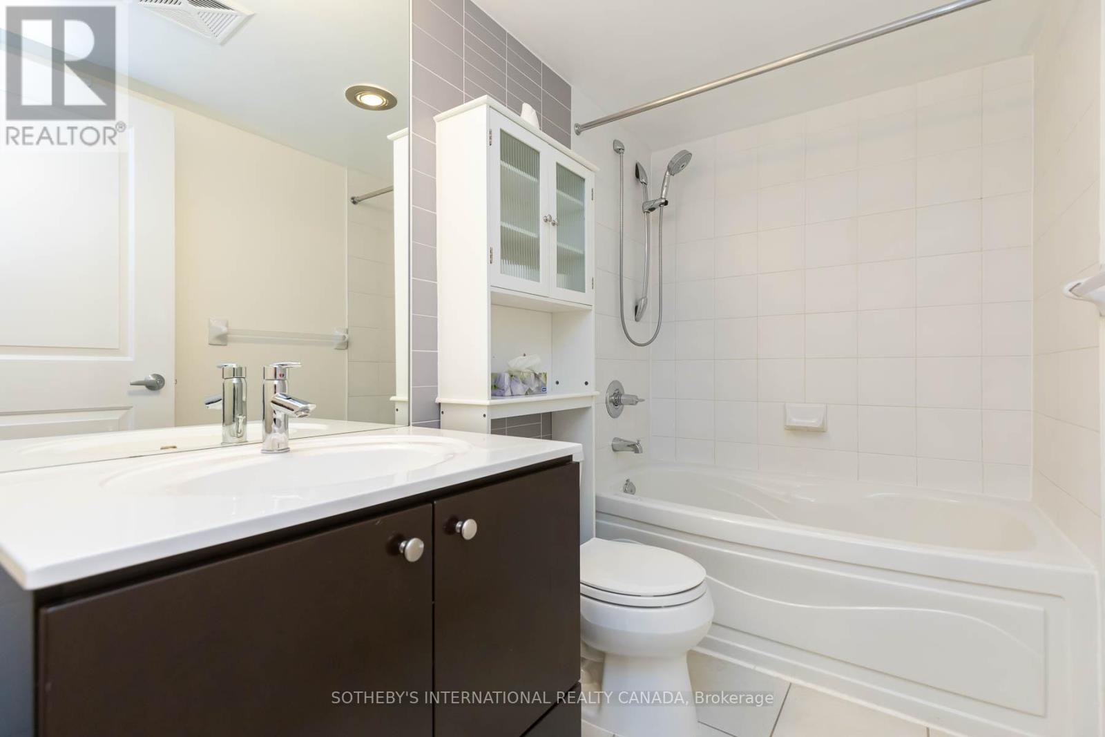 1802 - 235 Sherway Gardens Road, Toronto, Ontario  M9C 0A2 - Photo 15 - W12537516