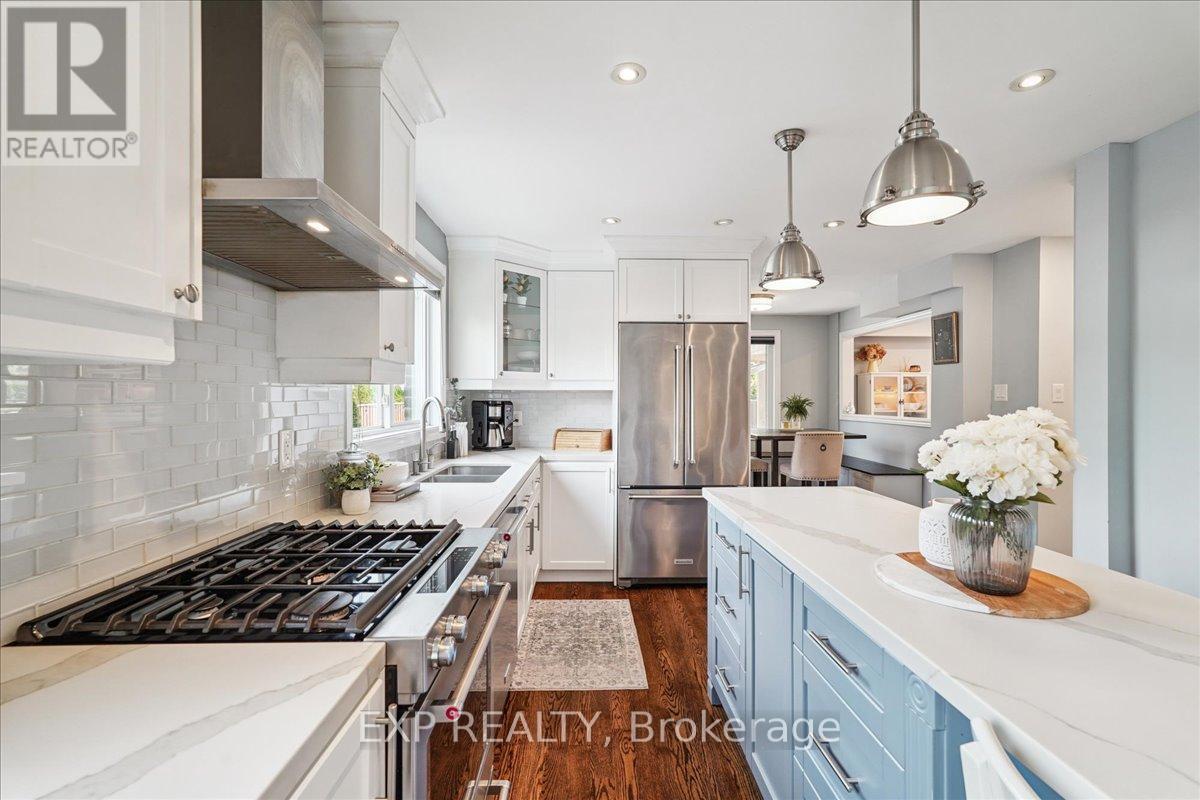 1923 Steepbank Crescent, Mississauga, Ontario  L4X 1T9 - Photo 11 - W12537540