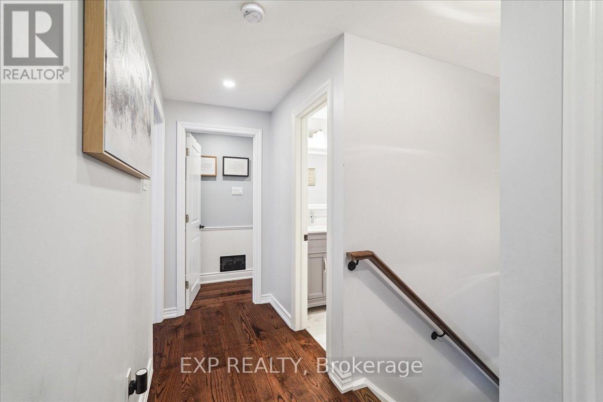 1923 Steepbank Crescent, Mississauga, Ontario  L4X 1T9 - Photo 17 - W12537540