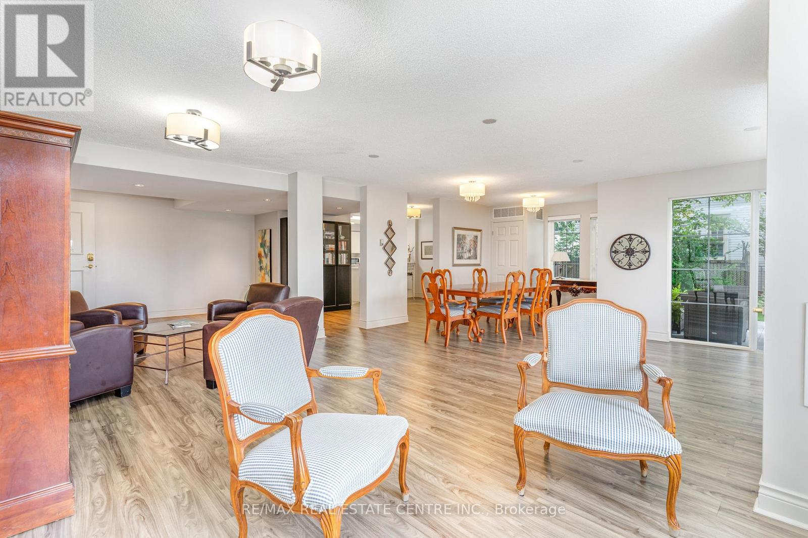 410 - 2301 Parkhaven Boulevard, Oakville, Ontario  L6H 6V6 - Photo 20 - W12537542