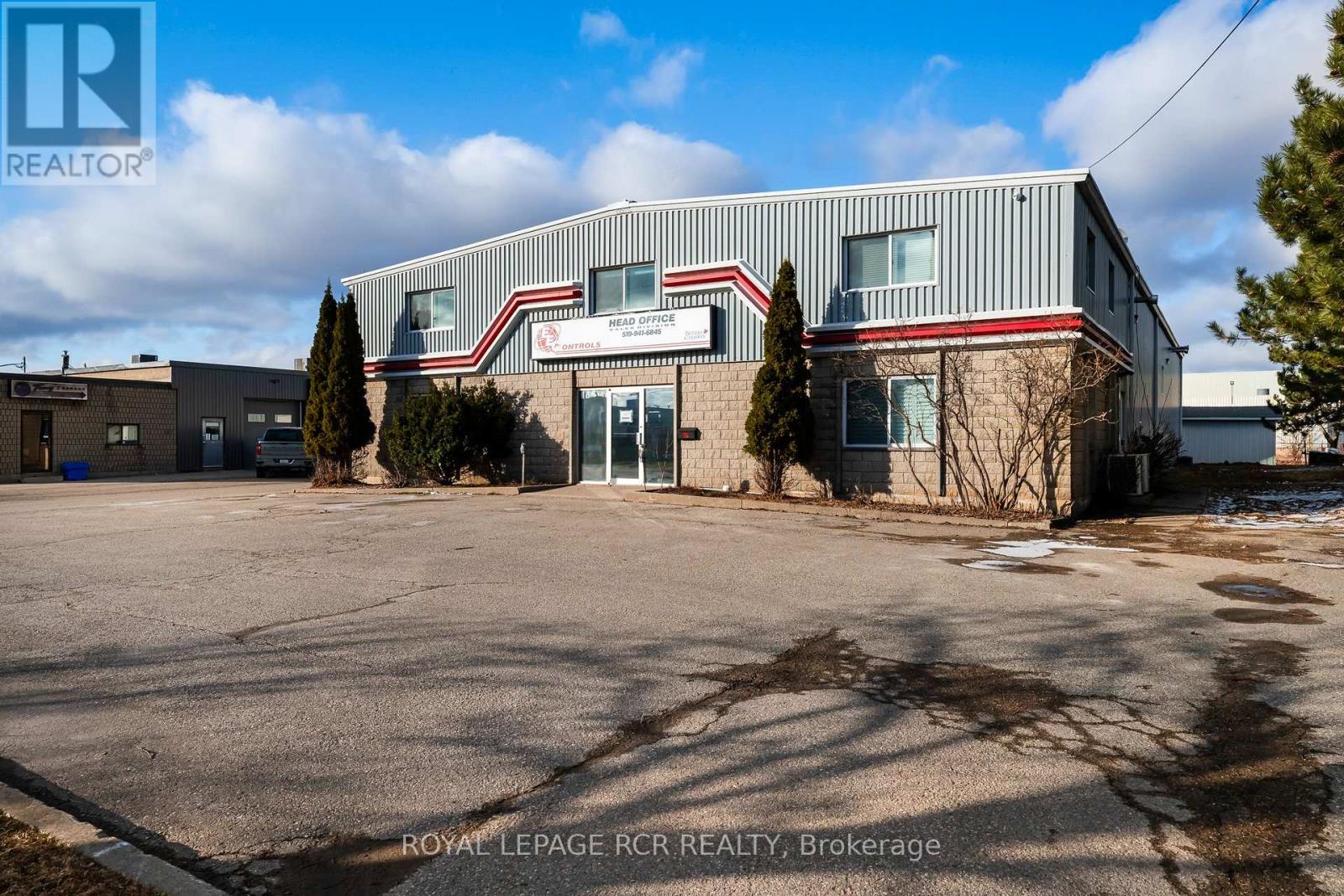 17a Stewart Court, Orangeville, Ontario  L9W 3Z9 - Photo 5 - W12537564