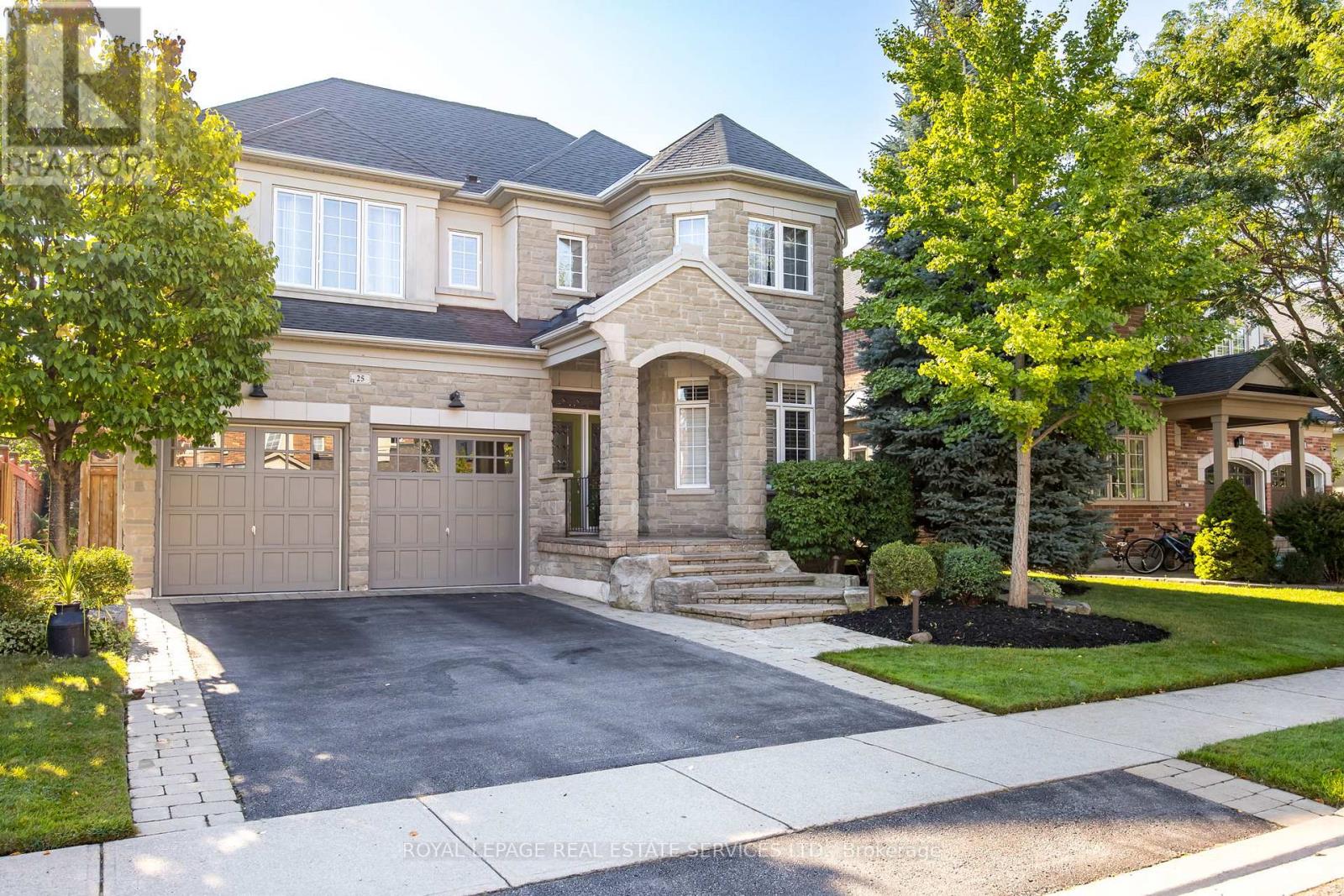 25 Edmonton Street, Brampton, Ontario  L6Y 5L2 - Photo 3 - W12537600