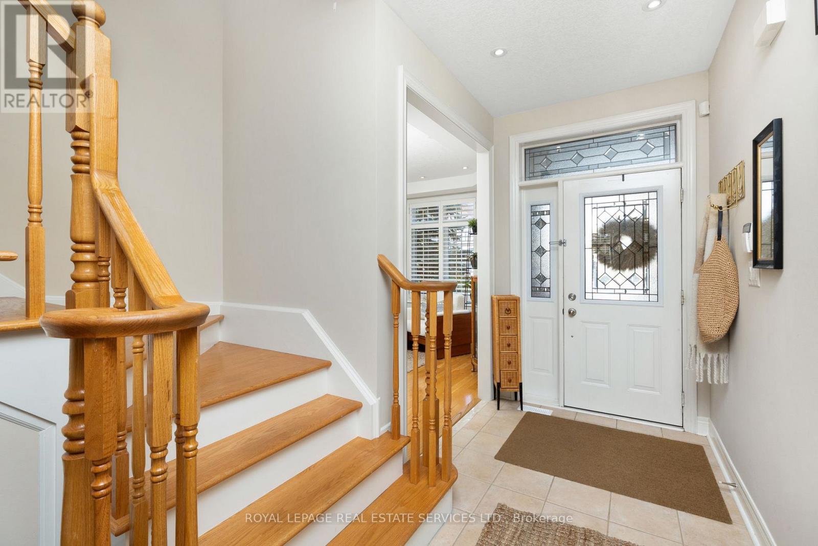 25 Edmonton Street, Brampton, Ontario  L6Y 5L2 - Photo 5 - W12537600