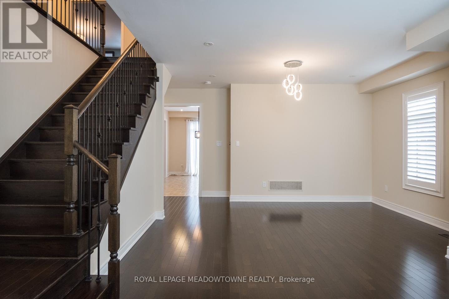 195 Huddlestone Crescent, Milton, Ontario  L9T 8M9 - Photo 18 - W12537610