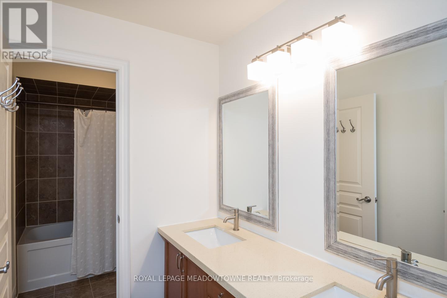 195 Huddlestone Crescent, Milton, Ontario  L9T 8M9 - Photo 35 - W12537610