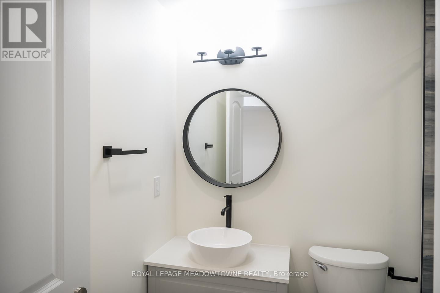 195 Huddlestone Crescent, Milton, Ontario  L9T 8M9 - Photo 38 - W12537610