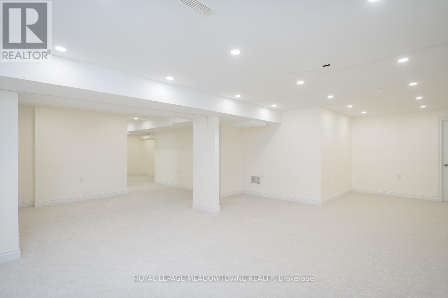 195 Huddlestone Crescent, Milton, Ontario  L9T 8M9 - Photo 39 - W12537610