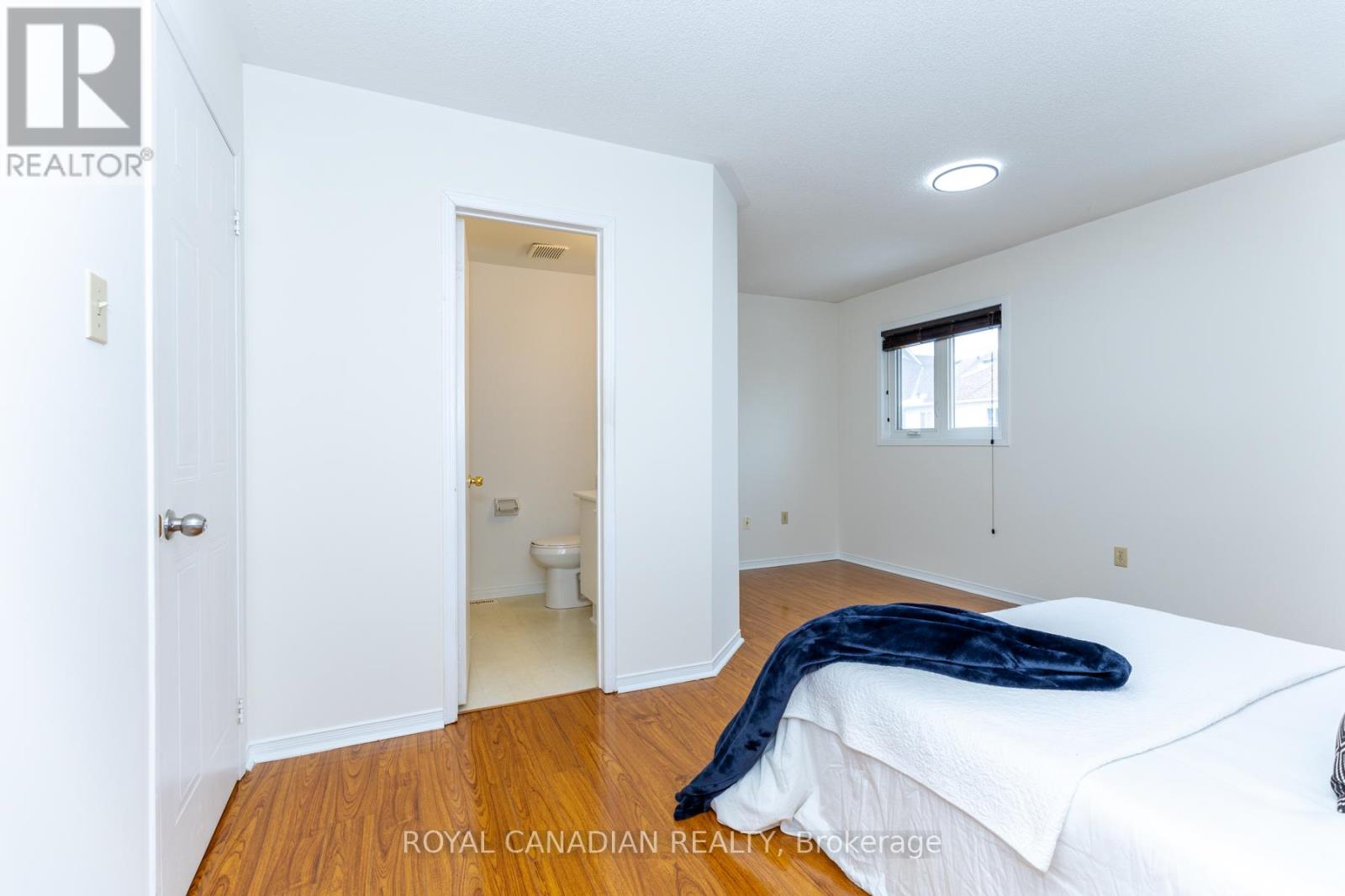 32 - 49 Goldenlight Circuit, Brampton, Ontario  L6X 4N6 - Photo 37 - W12537620