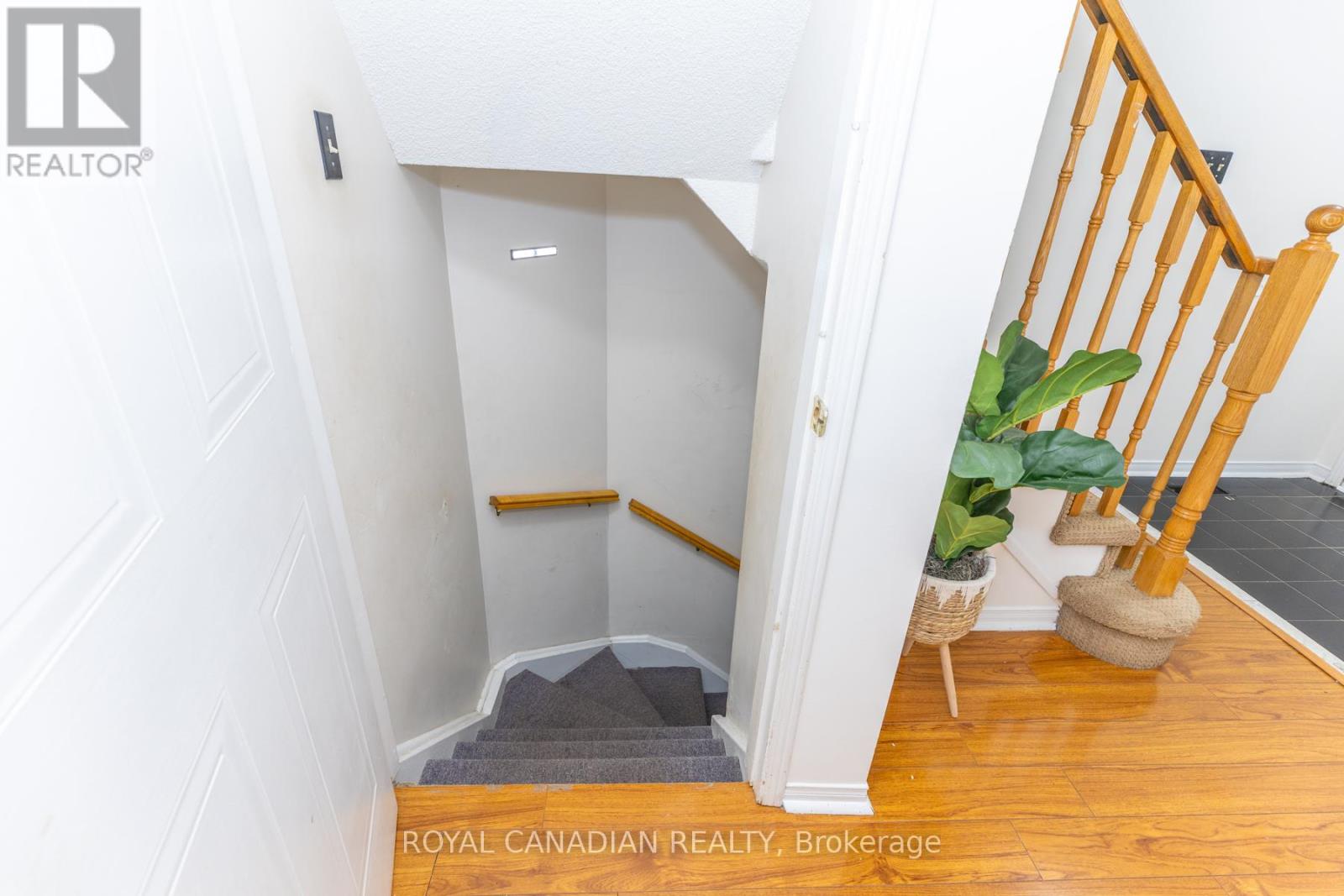 32 - 49 Goldenlight Circuit, Brampton, Ontario  L6X 4N6 - Photo 40 - W12537620