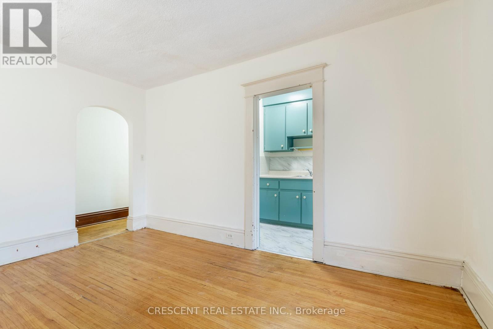 2a - 180 Queens Drive, Toronto, Ontario  M9N 2H7 - Photo 12 - W12537634