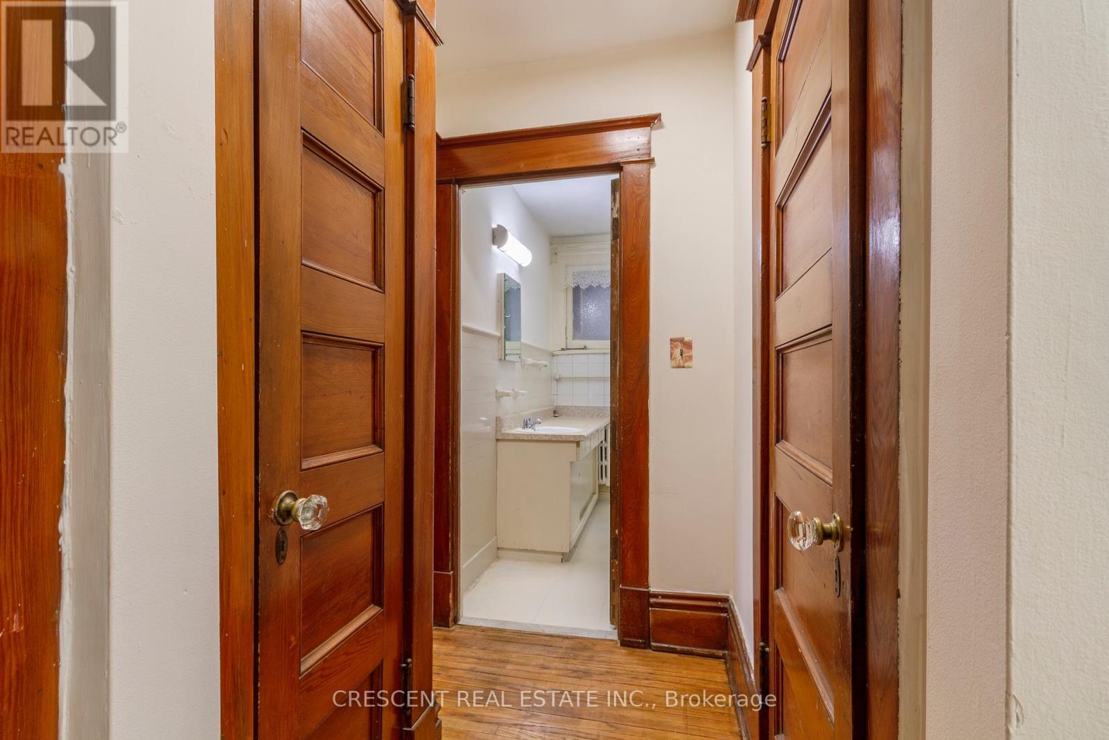 2a - 180 Queens Drive, Toronto, Ontario  M9N 2H7 - Photo 13 - W12537634