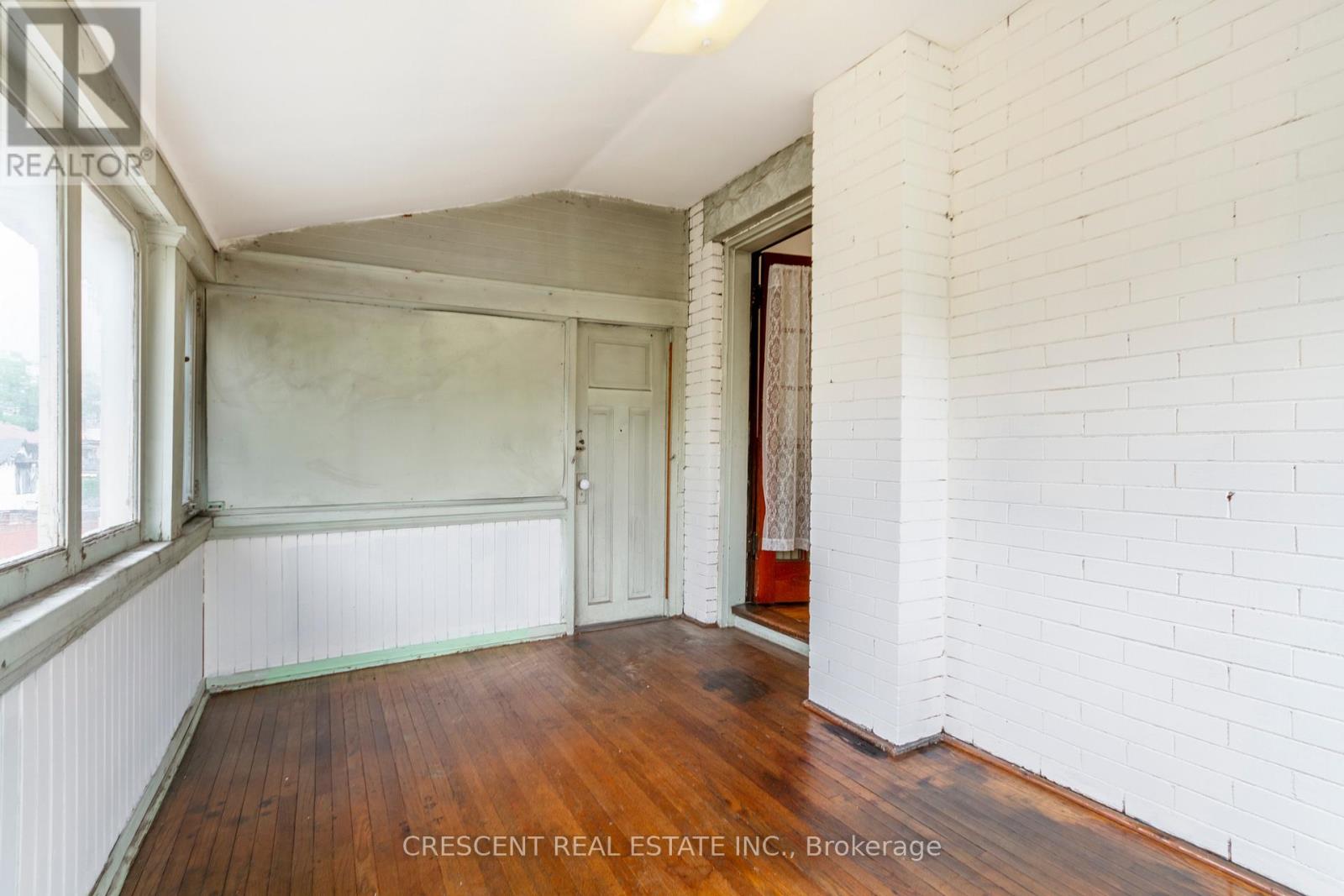 2a - 180 Queens Drive, Toronto, Ontario  M9N 2H7 - Photo 20 - W12537634